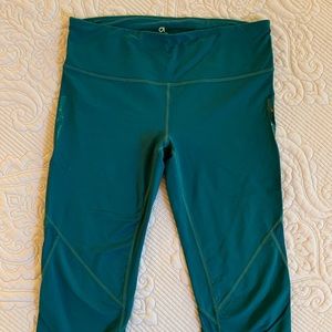 Gap Fit Capri Teal Green Size Small E18